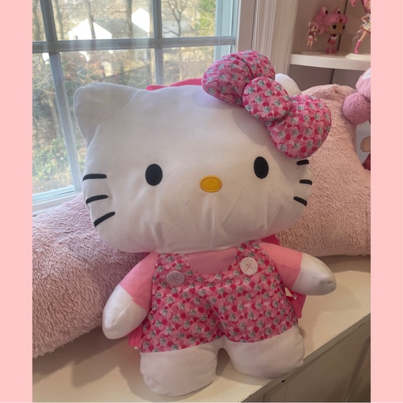 Pink hello kitty plushy doll backpack - Picture 1 of 2